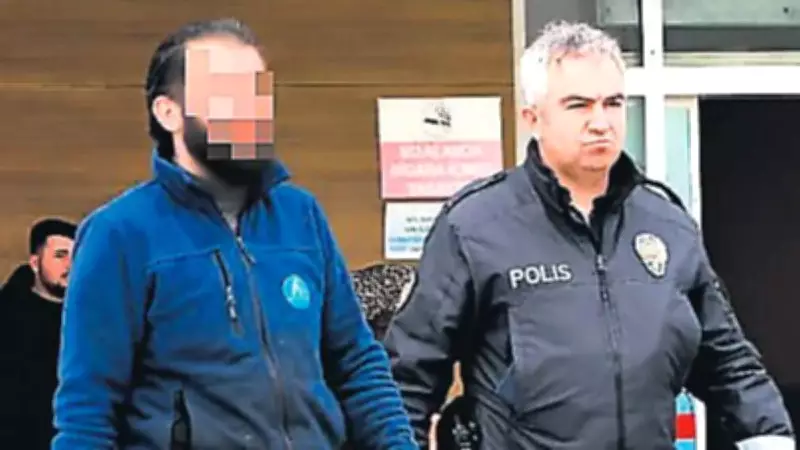 Bursa'da Korkunç Olay: Kapıyı Kıran Kocasından Kaçmak İçin Balkondan Atladı