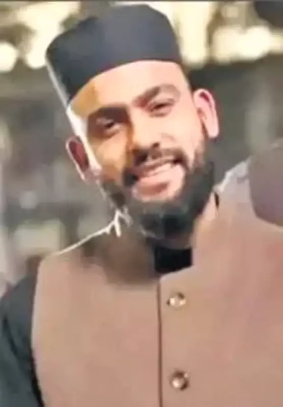 Celal Karatüre'nin İlahisi Ülkeyi İkiye Böldü, Hipersonik Şöhret Vakası İncelenmeli