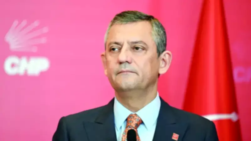 CHP'de Suriye Politikası Tartışmaları: Özgür Özel'in Sözleri Parti İçi Muhalefeti Hareketlendirdi