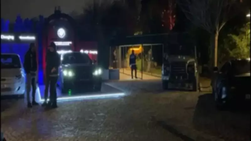 Clubhouse Skandalı: Uyuşturucu ve Fuhuş Soruşturması Sonrası Üyeler İsyan Etti