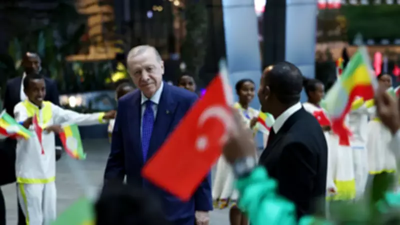 Cumhurbaşkanı Erdoğan: CHP'nin İç Bataklığıyla İlgilenmiyoruz, İşimize Bakıyoruz