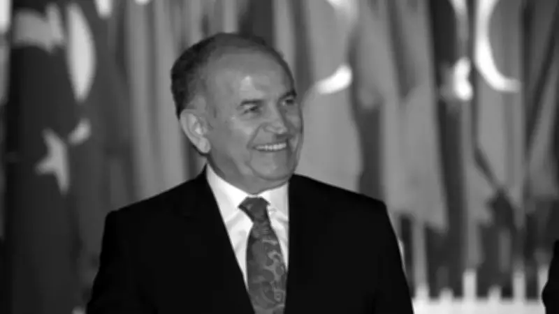 Cumhurbaşkanı Erdoğan, Eski İBB Başkanı Kadir Topbaş'ı Vefat Yıl Dönümünde Andı