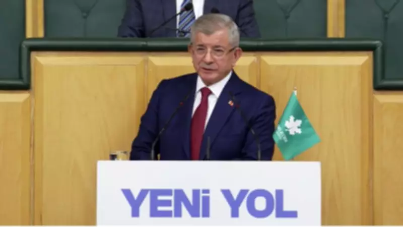 Davutoğlu: 'Zor Geçiniyorum' Sözüne Trol Çetelerine Yanıt Verdi