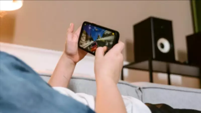 Dijital Medya Düzenlemesi Meclis'e Geliyor: 15 Yaş Sınırı ve Ebeveyn Kontrolleri