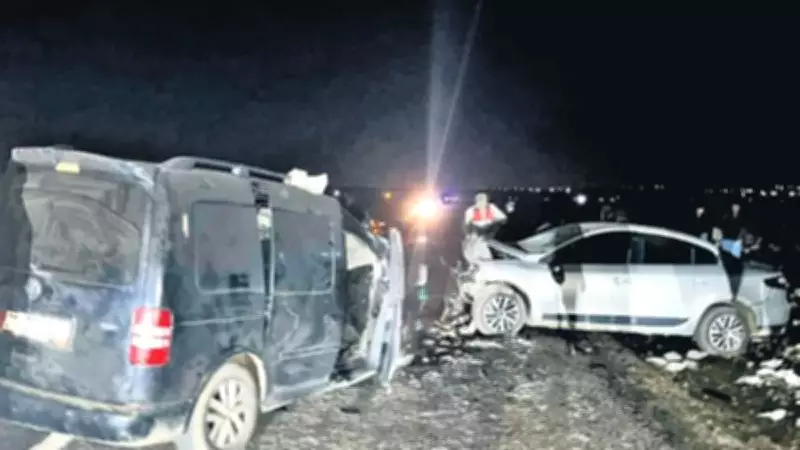 Diyarbakır'da İftar Yolunda Feci Kaza: 5 Kişi Hayatını Kaybetti, 2 Kişi Yaralandı