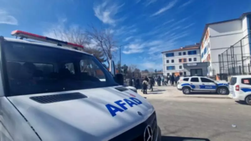 Diyarbakır'da Okulda Cıva Zehirlenmesi: 14 Öğrenci Hastaneye Kaldırıldı