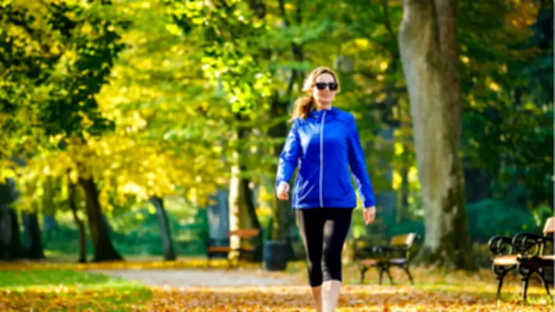 Düzenli Yürüyüşün Faydaları: Tempolu Yürüyüş Kilo Vermeye Yardımcı Olur Mu?