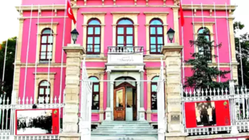 Edirne'de Büyük Operasyon: Belediye ve Adliye Çalışanları Gözaltında