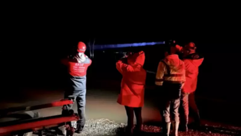 Edirne'de Meriç Nehri Taştı: Seddede Mahsur Kalan 2 İşçi Kurtarıldı