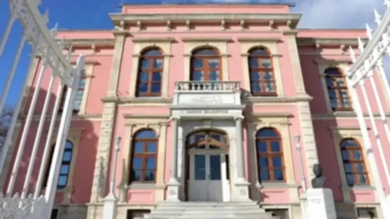 Edirne'de Rüşvet Soruşturması: CHP'li Meclis Üyesi ve İmar Müdürü Tutuklandı