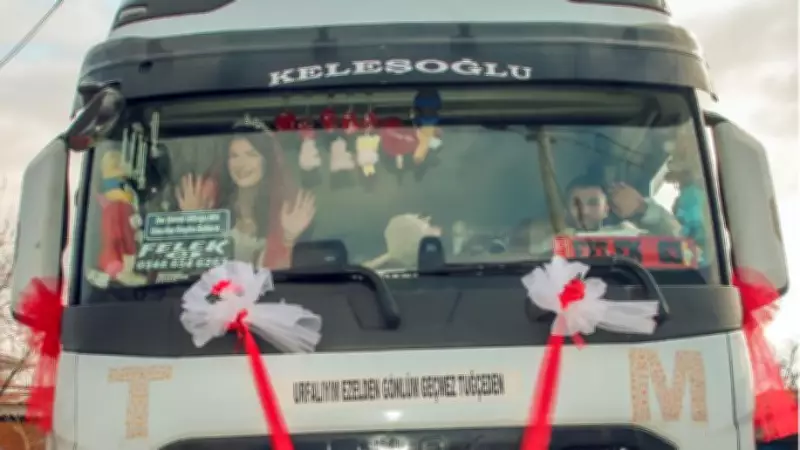 Edirne'de TIR Şoförü Mesleğini Sevgiyle Buluşturdu: Gelin Arabası Yerine TIR'ı Seçti