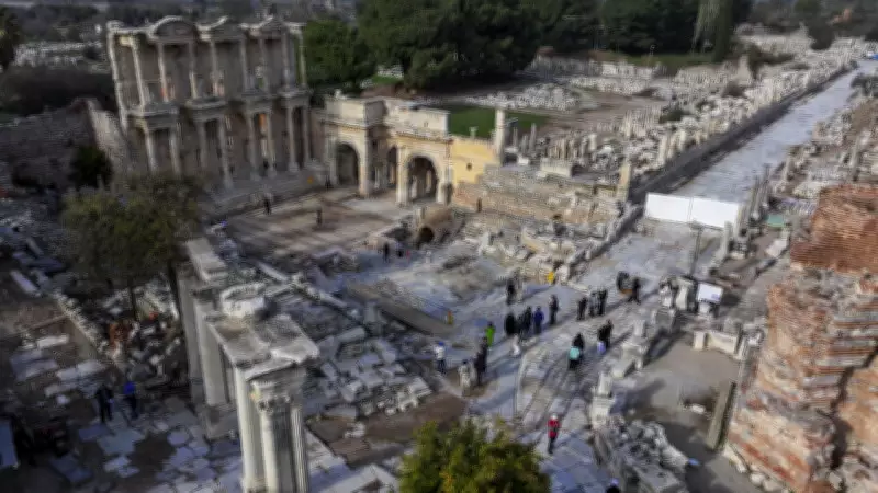 Efes Ören Yeri Otopark Rantına Kurban Edilemeyecek Kadar Kıymetli