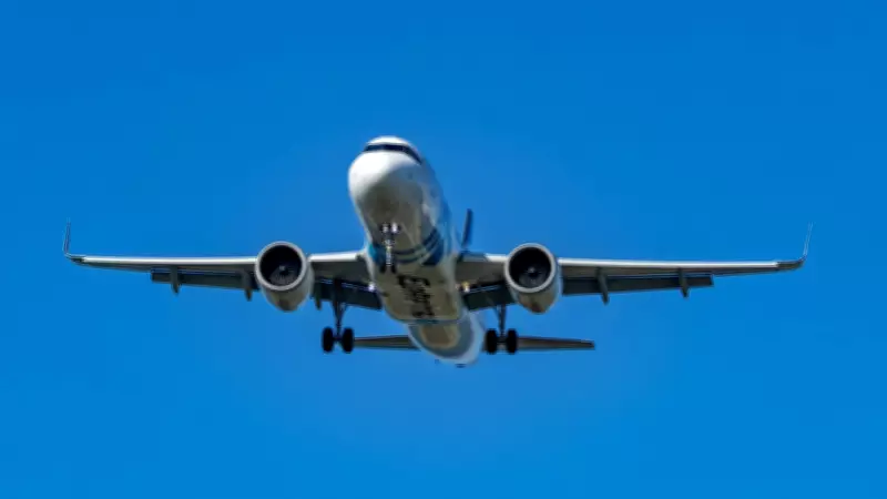 Egyptair Uçağı Kokpitteki Duman Nedeniyle İstanbul Havalimanı'na Acil İniş Yaptı