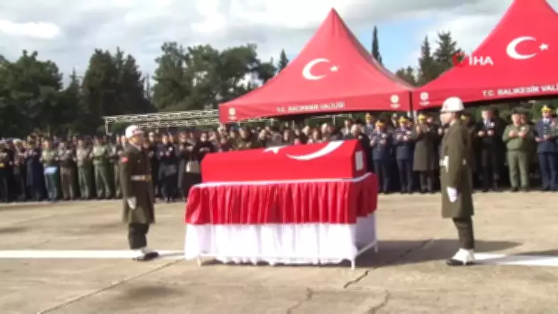 Şehit Pilot Binbaşı İbrahim Bolat'ın Cenazesi Dualarla İzmir'e Uğurlandı