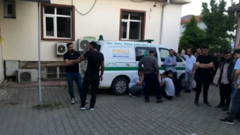 Elazığ'da 16 Yaşındaki Çocuk Mahkemede: Babasını Öldürüp Annesini Yaraladığını Anlattı