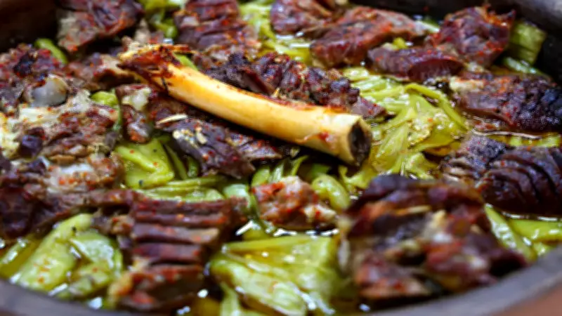 Elazığ'ın Tescilli Lezzeti Palu Tava, Ramazan'da İftar Sofralarının Gözdesi Oldu