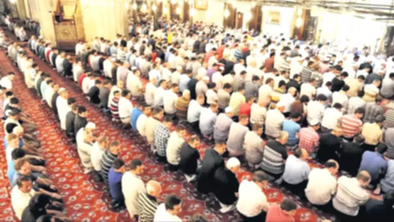 Enderun Usulü Teravih Geleneği İstanbul Camilerinde Yaşatılıyor