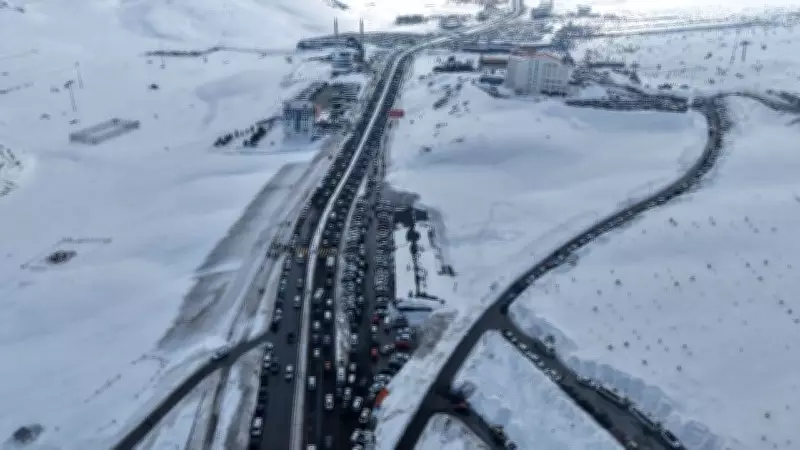 Erciyes'te Sömestr Yoğunluğu: Trafik Görüntüleri Şaşkına Çevirdi