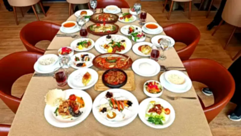 Erzurum Şehir Hastanesi'nden Ramazan'da Sağlıklı Beslenme Uyarısı