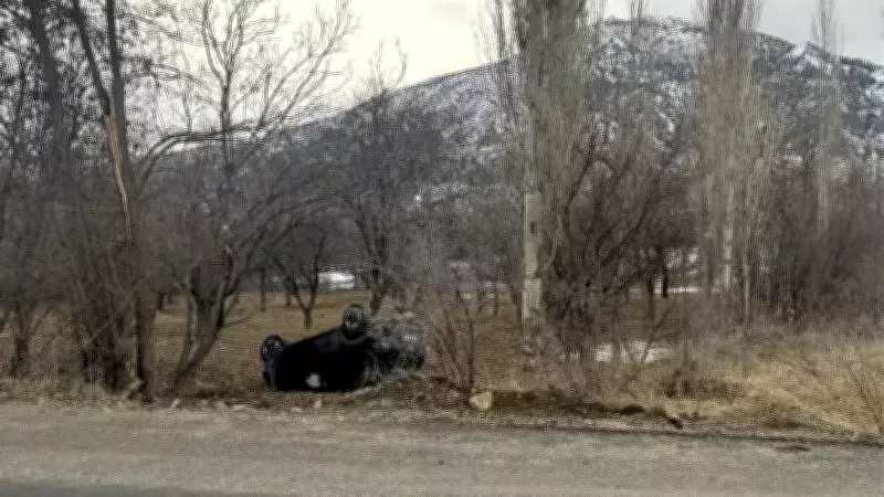 Erzurum Oltu'da SUV Aracı Takla Attı: 2 Kişi Yaralandı