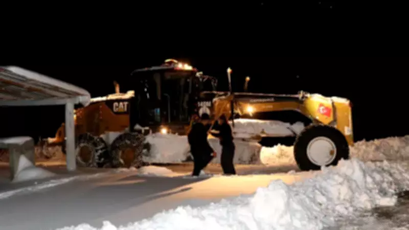 Erzurum'da Kar Fırtınasında KOAH Hastasına Zorlu Kurtarma Operasyonu