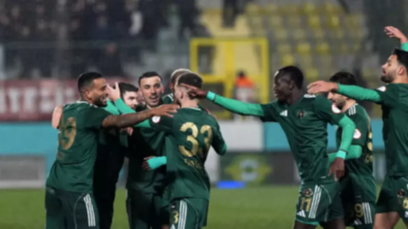 Esenler Erokspor, Ümraniyespor'u 1-0 Yenerek Ligi Üçüncü Sırada Tamamladı