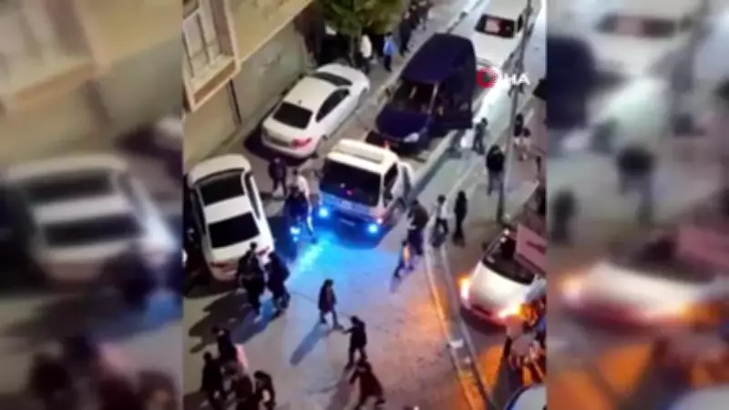 Esenyurt'ta Çakarlı Çekiciyle Trafiği Felç Eden Magandalar Yakalandı