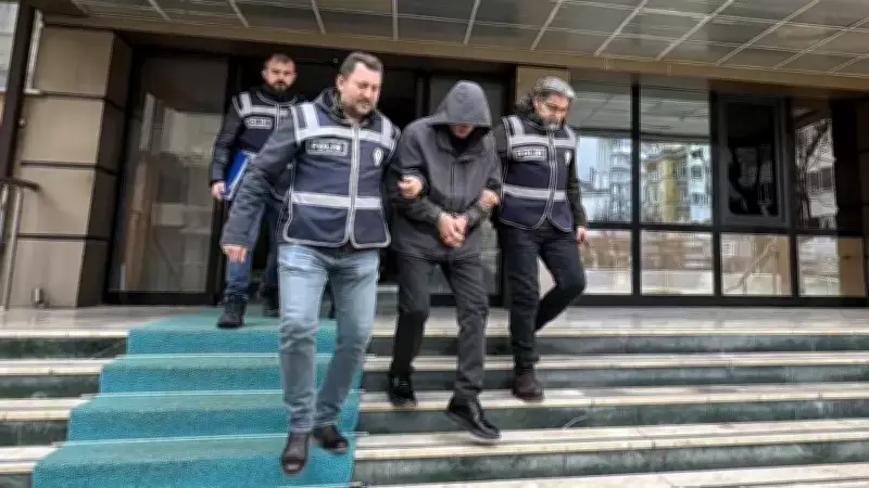 Eskişehir'de Dolandırıcılık Suçlusu Yakalandı: 74 Yıl Hapis Cezası Bulunuyor