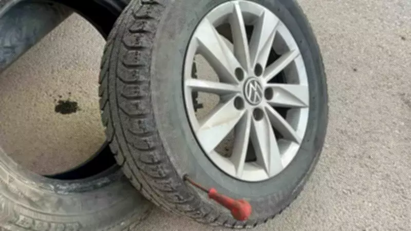 Eskişehir'de Park Halindeki Araçların Lastikleri Bıçaklanarak Sabotaj Yapıldı