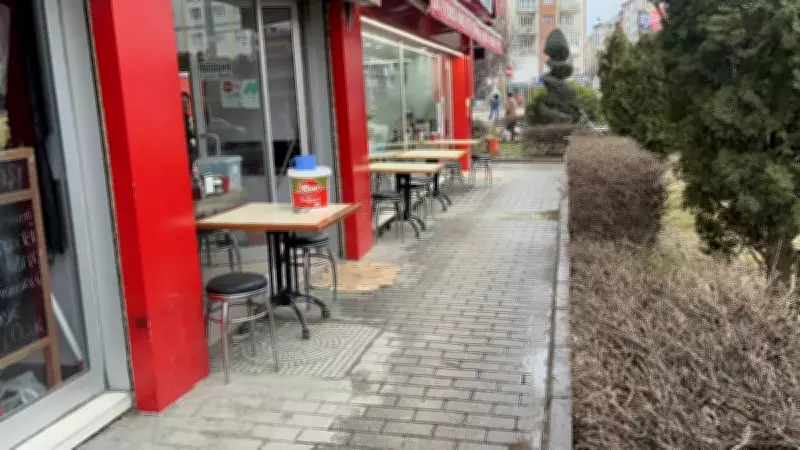 Eskişehir'de Restoranda Yan Bakma Kavgası: Bıçaklanan 2 Kişiden Birinin Durumu Ağır