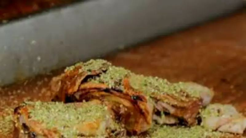 Evde Doğal ve Lezzetli Kokoreç Nasıl Yapılır? Adım Adım Tarif