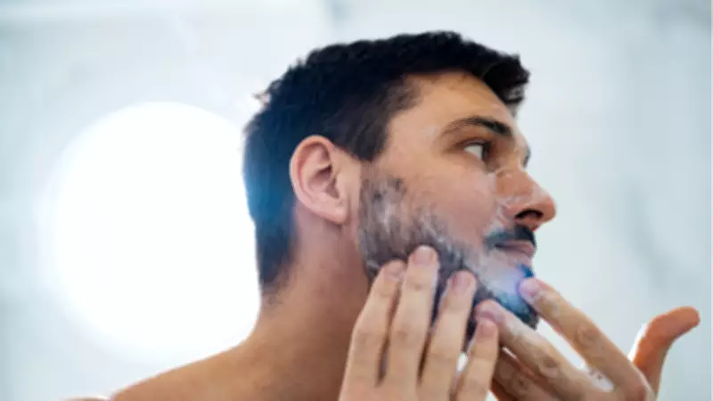 Evde Erkek Yüz Bakımı Rehberi: Adım Adım Etkili Cilt Bakımı