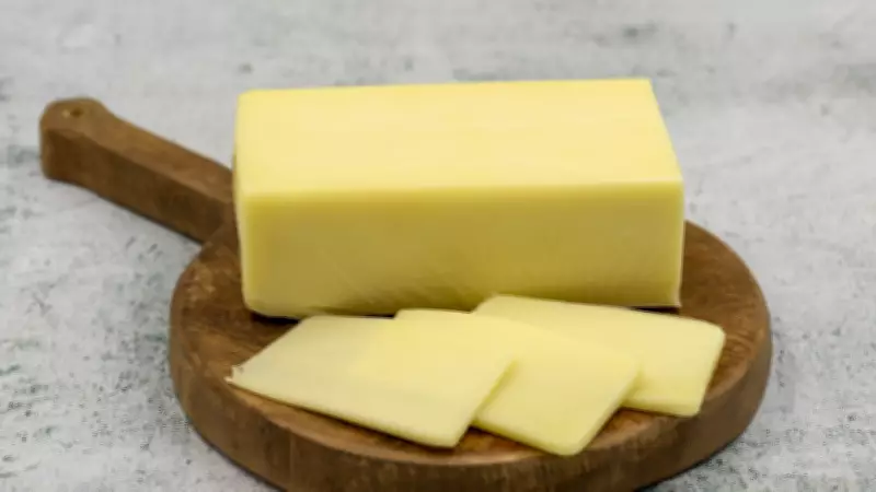Evde Kaşar Peyniri Yapımı: Doğal ve Lezzetli Tarifin Püf Noktaları