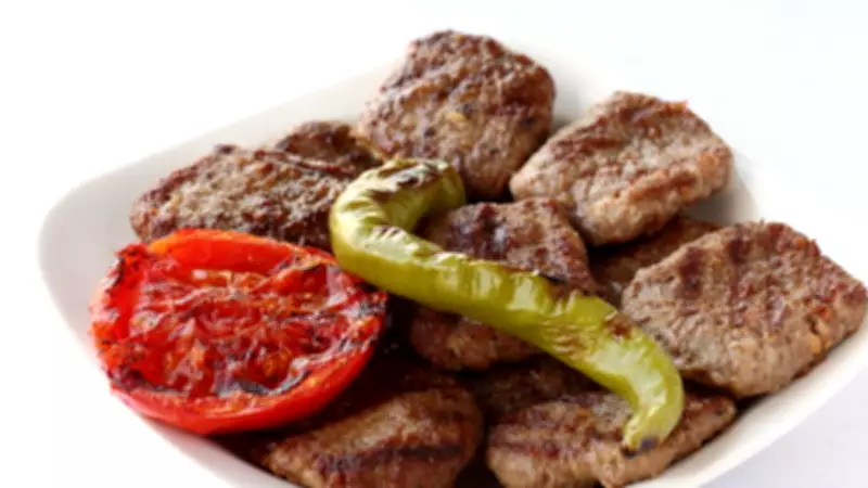 Evde Köfte Nasıl Yapılır? Doğal ve Lezzetli Tarifin Tüm Püf Noktaları