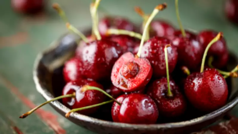 Evde Kiraz Şekerlemesi Yapımı: Doğal ve Lezzetli Tarifin Tüm Detayları