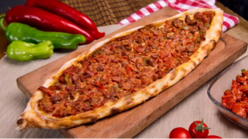 Evde Pide Nasıl Yapılır? Doğal ve Lezzetli Tarifin Tüm Detayları