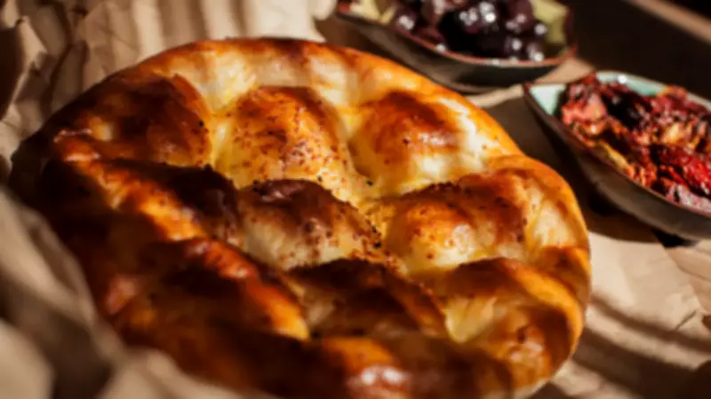 Evde Tam Kıvamında Ramazan Pidesi Tarifi: Dışı Çıtır İçi Yumuşacık