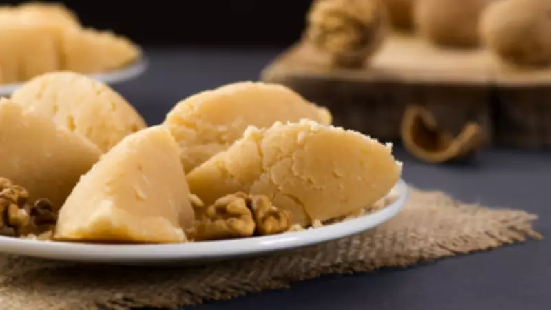 Evde Un Helvası Nasıl Yapılır? Doğal ve Kolay Tarif İle Lezzet Şöleni