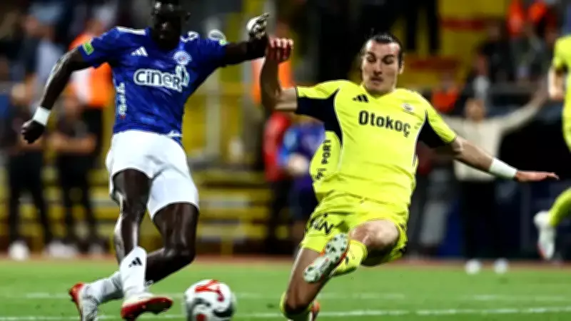 Fenerbahçe, Kasımpaşa Karşısında Zirve Hedefiyle Sahaya Çıkıyor