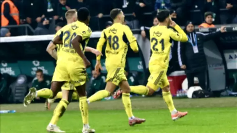 Fenerbahçe - Nottingham Forest Maçı Şifresiz Kanalda! Saat ve Yayın Detayları
