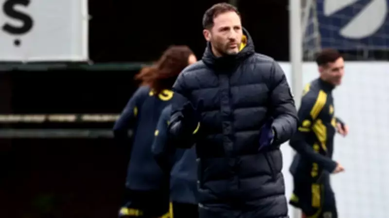 Fenerbahçe, Tedesco Yönetiminde Zorlu Antrenmanla Hazırlıklarını Sürdürüyor