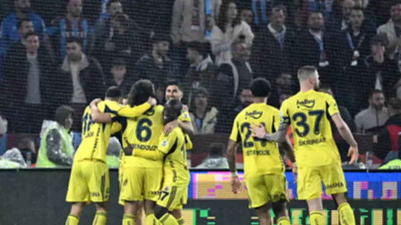 Fenerbahçe, Trabzonspor'u 3-2 Yendi: Süper Lig'de Heyecan Dorukta!