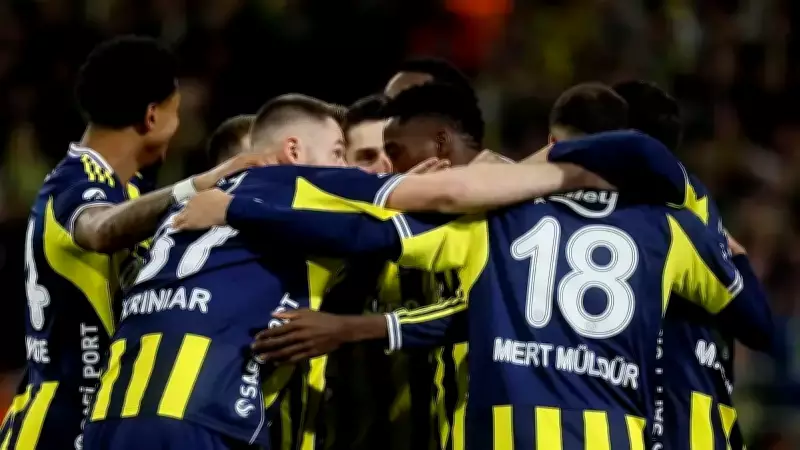 Fenerbahçe, Ziraat Türkiye Kupası'nda Erzurumspor'u Ağırlıyor: İlk 11'ler Açıklandı