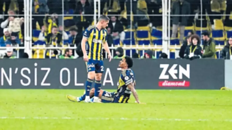 Fenerbahçe'de Yara Derin: Mağlubiyet Sonrası Tepkiler Büyüyor