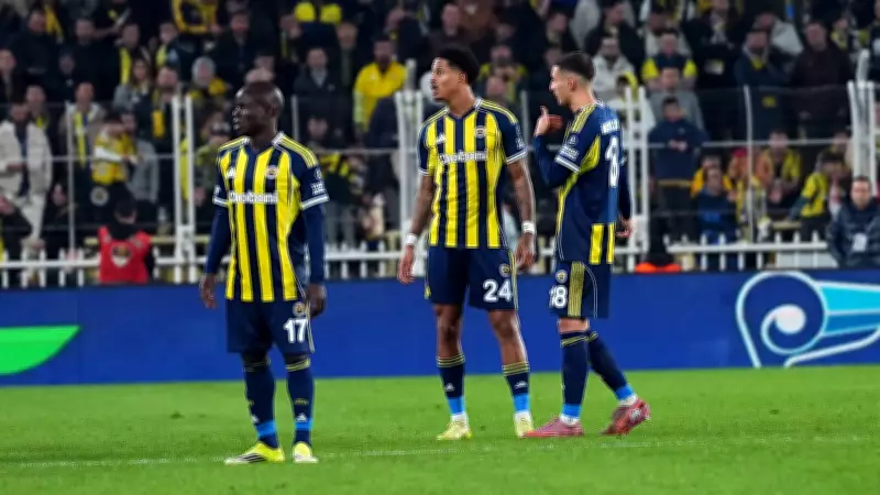 Fenerbahçe'nin Avrupa Hayali Nottingham Forest'a Yenildi: Spor Yazarlarından Sert Eleştiriler