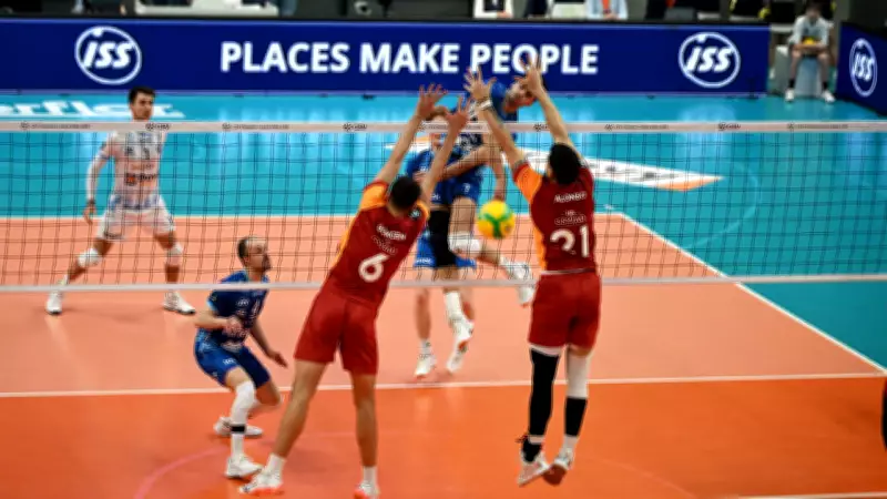 Galatasaray HDI Sigorta, CEV Şampiyonlar Ligi'nde Knack'e 3-2 Yenildi