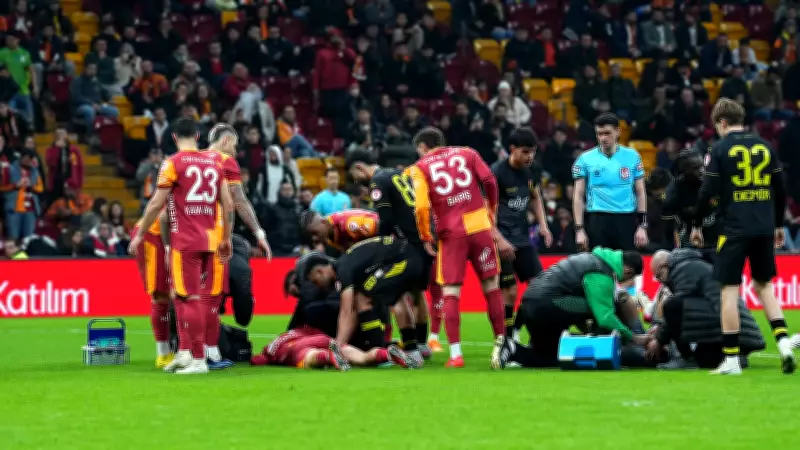 Galatasaray-İstanbulspor Maçında Ambulans Sahaya Girdi: İki Oyuncu Sakatlandı
