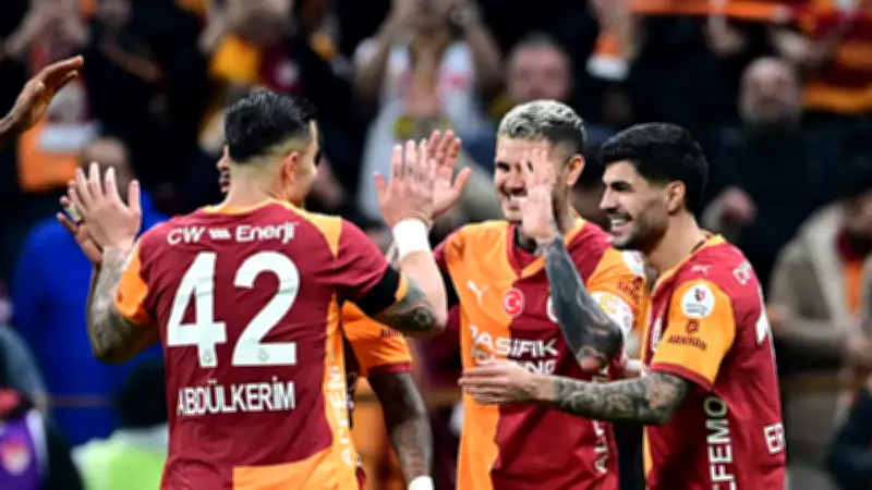 Galatasaray'ın Yıldızlarına Övgü Yağmuru: 'Bu Futbola Şapka Çıkarılır'