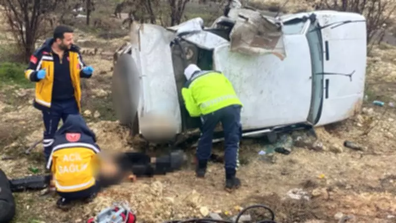Gaziantep'te Otoyolda Yaşanan Feci Kazada 79 Yaşındaki Yolcu Hayatını Kaybetti