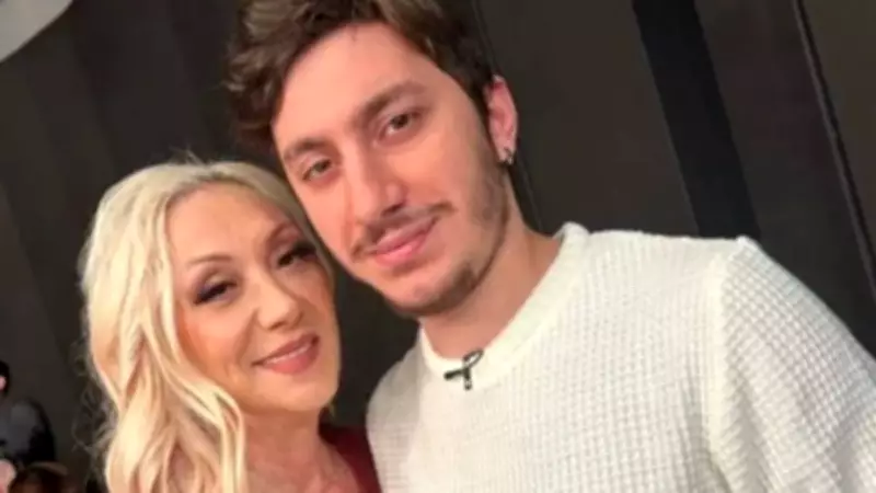 Güllü'nün Oğlu Tuğberk, Annesi İçin Duygusal Paylaşımda Bulundu